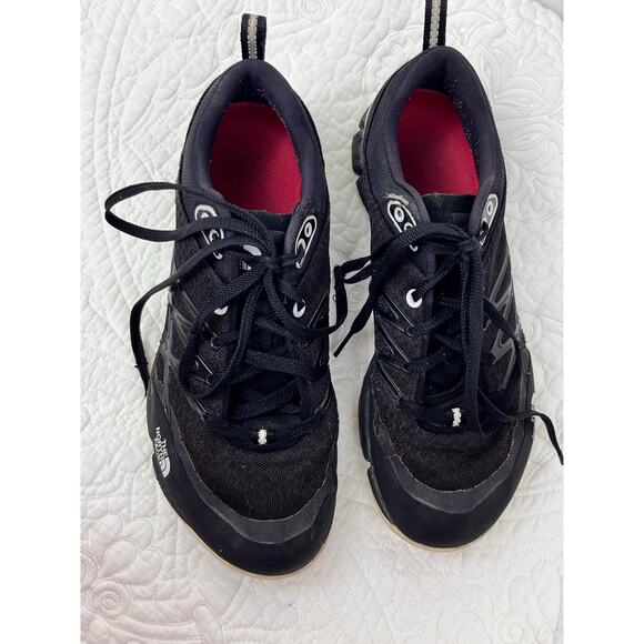 North Face Women's Size 7 Black/White Ultrakilowatt Lace Up Athletic Sneakers - Picture 7 of 10